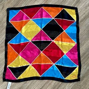 Oscar by Oscar de la Renta Multi- Colored 100% Silk Scarf